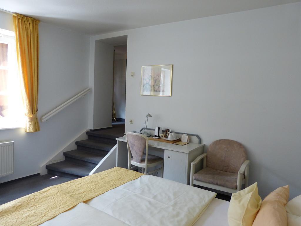Hotel Am Hehlentor Celle Rum bild